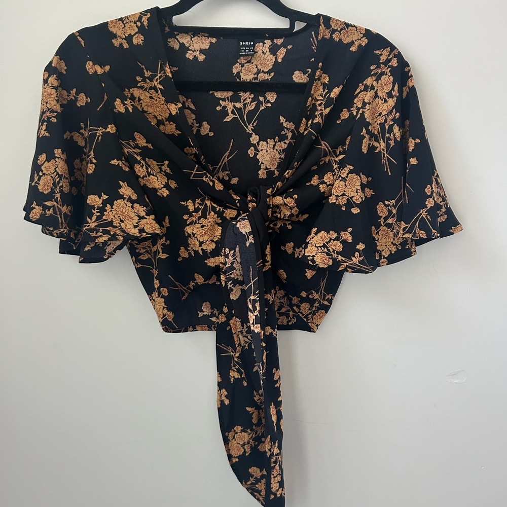 Floral Tie-Front Top